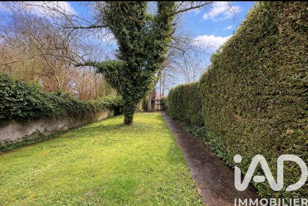 Maison à vendre 4 pièces 115 m² Saint-Cyr-sur-Morin