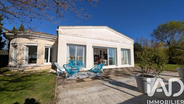 Maison à vendre 4 pièces 132 m² Saint-Louis-de-Montferrand