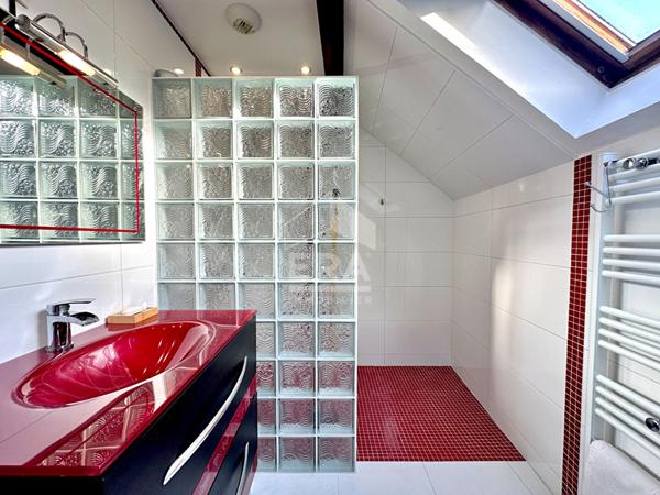 À vendre : Longère rénovée de 150m² à Saint-Pierre-lès-Nemours