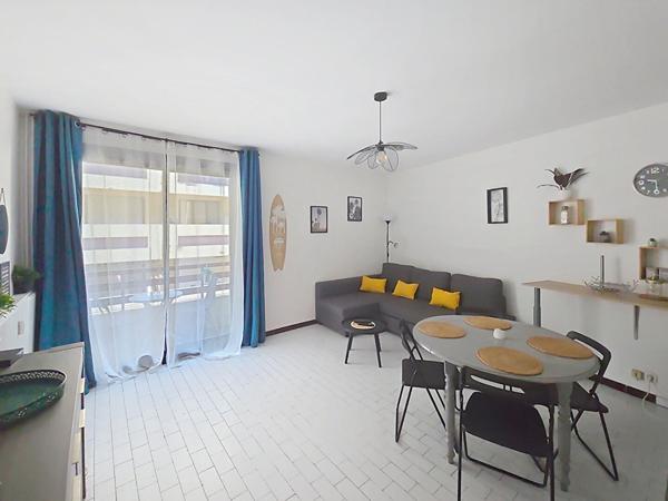 Studio Champs de Mars proximite des facultes de Toulon