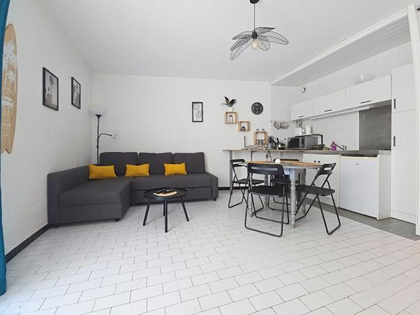 Studio Champs de Mars proximite des facultes de Toulon