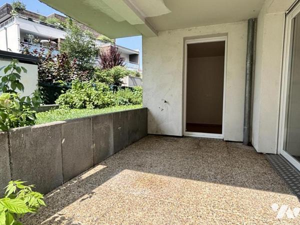 Appartement à Grenoble 3P+C avec jardin privatif - Garage