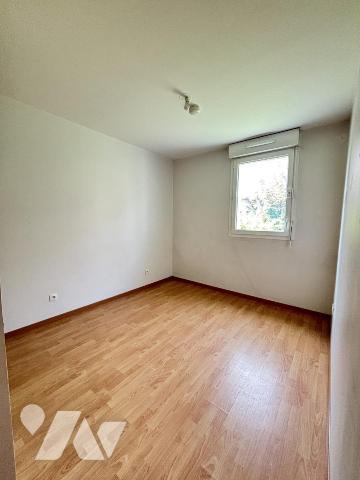 Appartement à Grenoble 3P+C avec jardin privatif - Garage