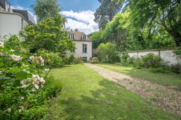 Maison Marnes-la-Coquette - PLACE DU VILLAGE