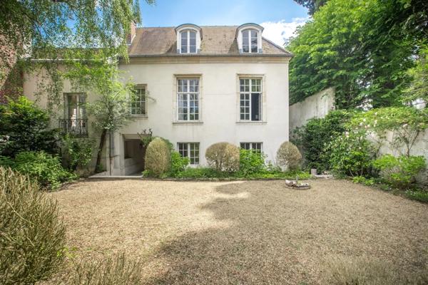 Maison Marnes-la-Coquette - PLACE DU VILLAGE