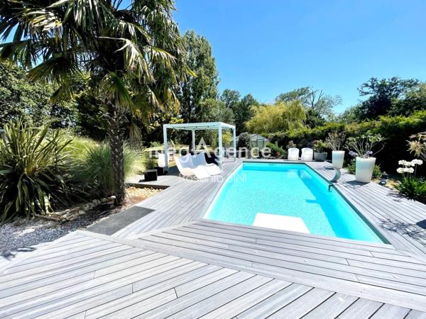 Maison à SAINTE-FOY, 85150 - 5 pièces 206m²