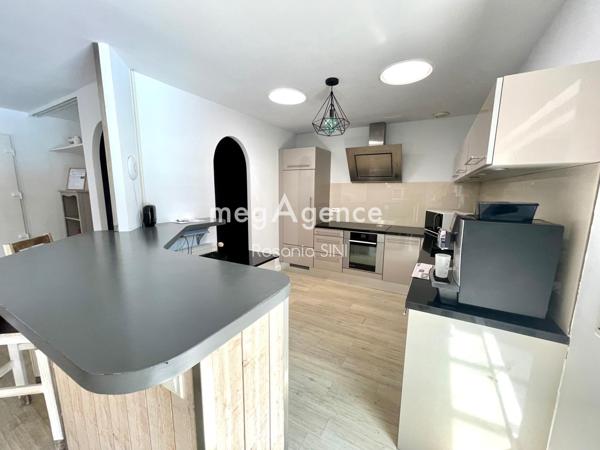 Maison à SAINTE-FOY, 85150 - 5 pièces 206m²