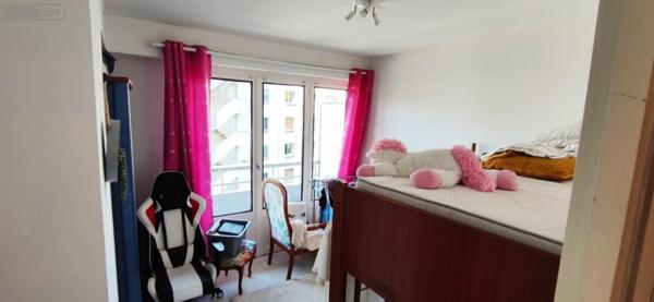 Appartement à vendre à Chambéry en Savoie (73000), ref : 73007-153   
Gare
