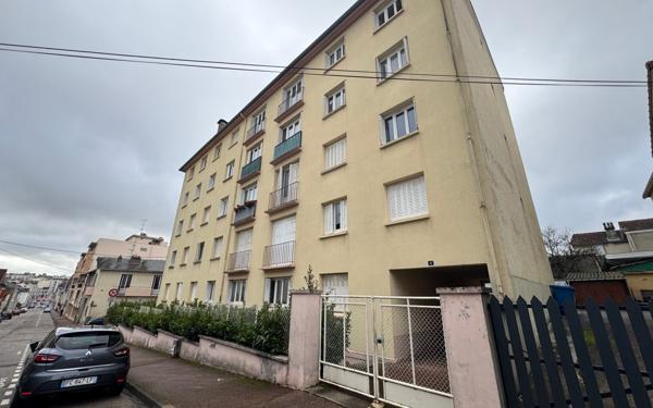 Appartement à louer    3 pièces • 72 m2 Limoges