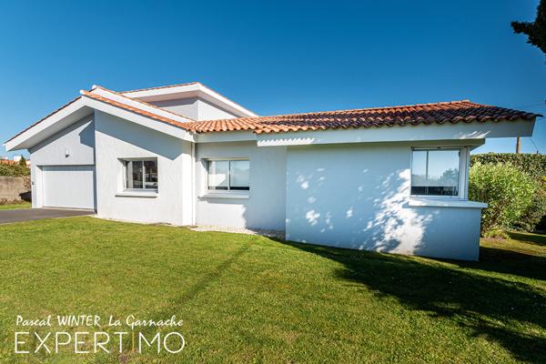Soullans (85300) Magnifique maison d'architecte de 185m², 4 chambres et piscine + 2è maison 50m²