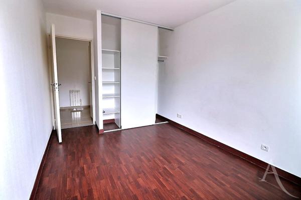 Appartement 3 chambres à Villenave d'Ornon / limite Talence