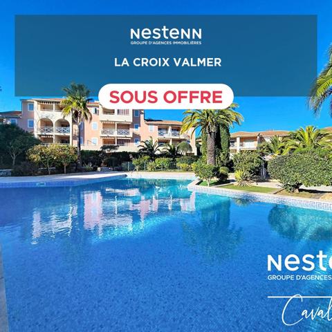 la Croix Valmer - Appartement à rénover d'environ 28 m² avec garage, terrasse et piscine