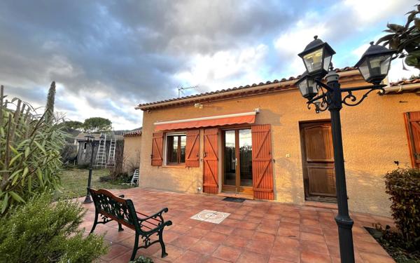 Maison à louer    4 pièces •  Volx