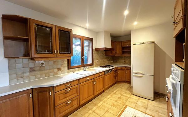 Maison à louer    4 pièces •  Volx