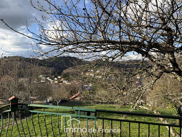 Decazeville Maison T4 avec sous-sol ,véranda et jardin-EXCLUSIVITE-