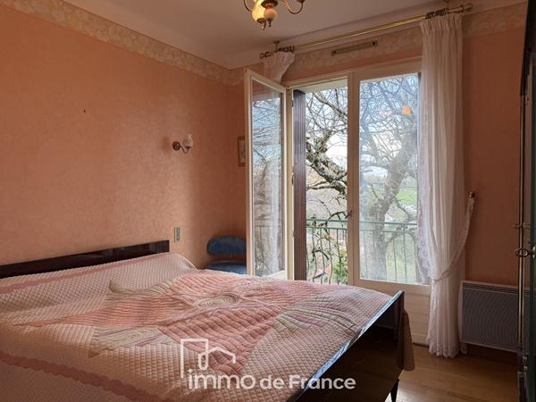 Decazeville Maison T4 avec sous-sol ,véranda et jardin-EXCLUSIVITE-