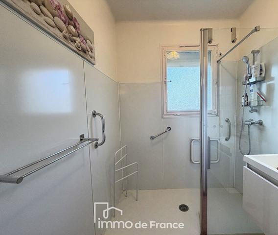 Decazeville Maison T4 avec sous-sol ,véranda et jardin-EXCLUSIVITE-