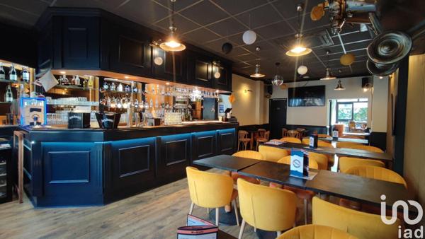 Bar for sale 110 m² Lisieux