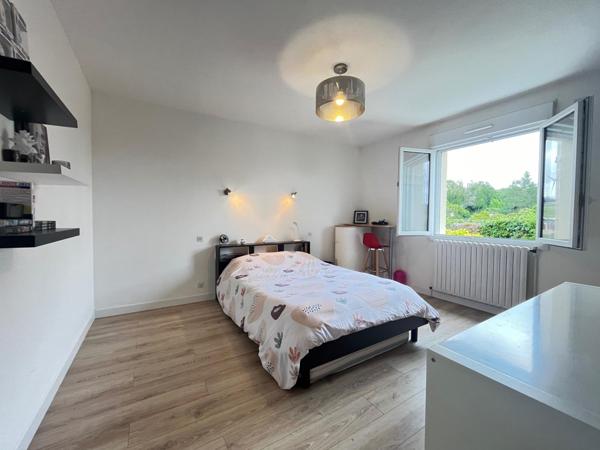 Maison à Beaumont-sur-Sarthe, 72170 - 5 pièces 160m²