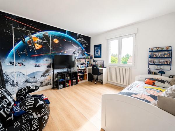 Maison à Beaumont-sur-Sarthe, 72170 - 5 pièces 160m²