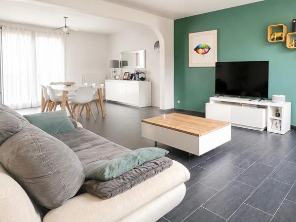 Maison à Beaumont-sur-Sarthe, 72170 - 5 pièces 160m²
