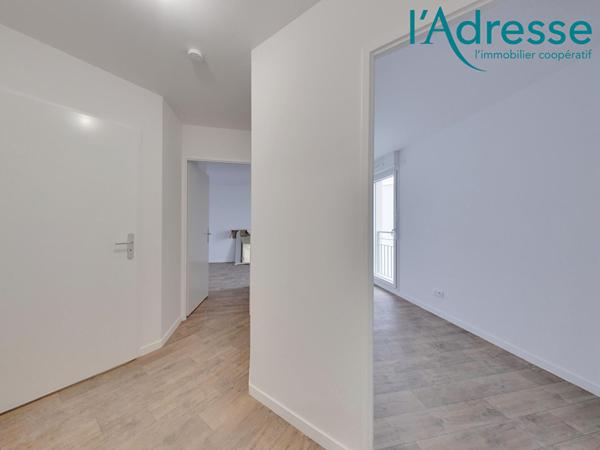 Appartement 3 pièce avec terrasse et parking en sous-sol