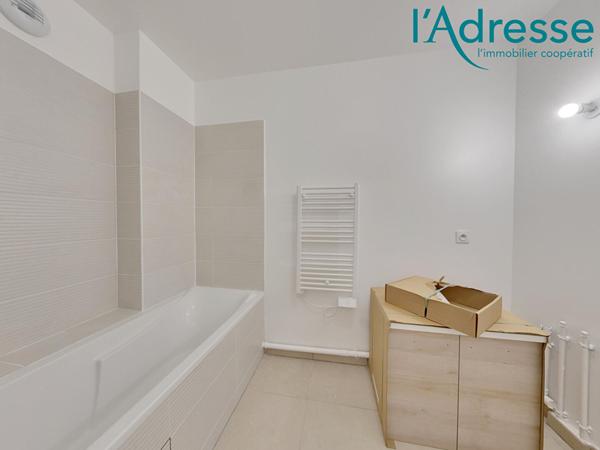 Appartement 3 pièce avec terrasse et parking en sous-sol