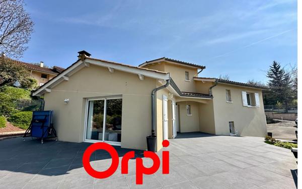 Maison à vendre    5 pièces •  Saint-Quentin-Fallavier
