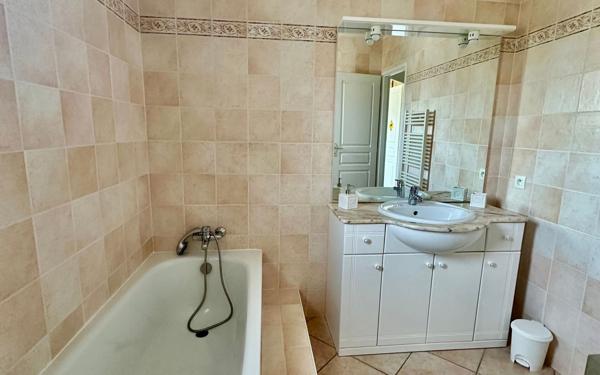 Maison à vendre    5 pièces •  Saint-Quentin-Fallavier
