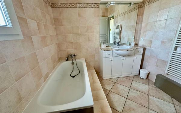 Maison à vendre    5 pièces •  Saint-Quentin-Fallavier
