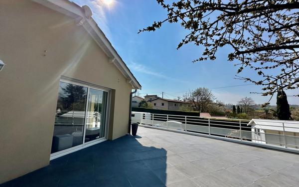 Maison à vendre    5 pièces •  Saint-Quentin-Fallavier