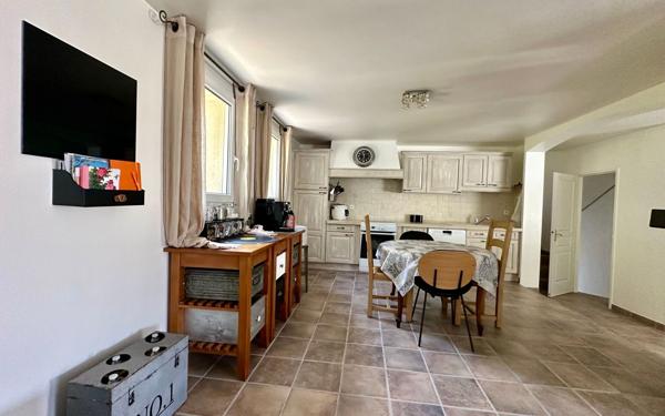 Maison à vendre    5 pièces •  Saint-Quentin-Fallavier
