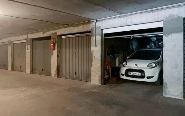 Appartement à vendre    3 pièces • 60 m2 Hyères