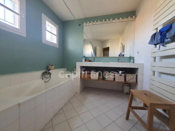 Maison à vendre 5 pièces ROMANS SUR ISERE (26)