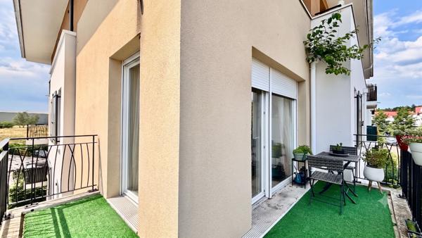 Appartement Corbeil  3 pièce(s) 62.8 m2