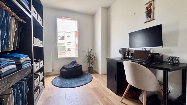 Appartement Corbeil  3 pièce(s) 62.8 m2