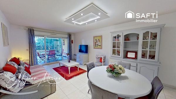 SAINT-AYGULF – RÉSIDENCE LE GRAND PARC – 3 PIÈCES D’EXCEPTION EN REZ-DE-JARDIN + GARAGE 40 M²