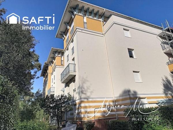 SAINT-AYGULF – RÉSIDENCE LE GRAND PARC – 3 PIÈCES D’EXCEPTION EN REZ-DE-JARDIN + GARAGE 40 M²