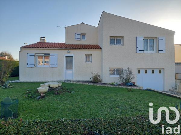 Maison 5 pièces de 101 m² à Saint-Xandre (17138)