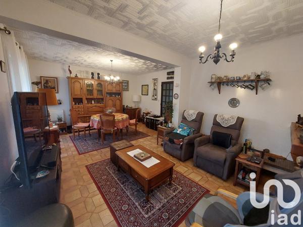 Maison 5 pièces de 101 m² à Saint-Xandre (17138)