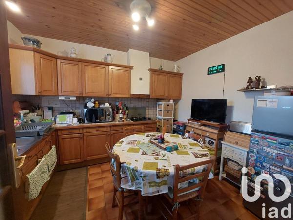 Maison 5 pièces de 101 m² à Saint-Xandre (17138)