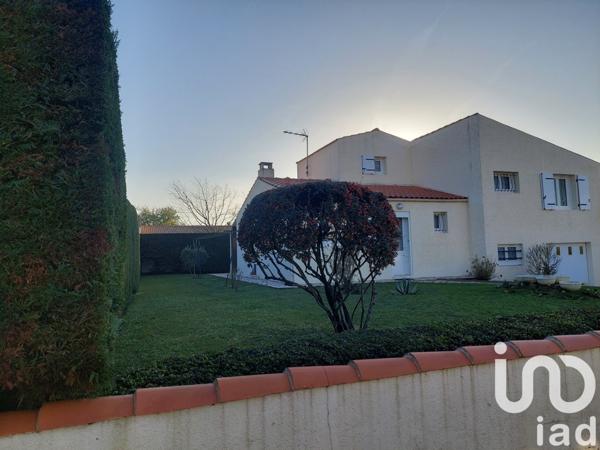 Maison 5 pièces de 101 m² à Saint-Xandre (17138)