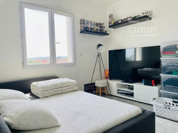 À VENDRE — Villa individuelle T5 de 141 m² avec jardin clos — Saint-Rambert-d'Albon