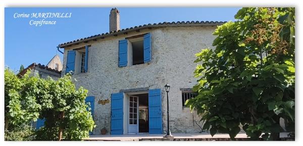 Maison de village avec jardin, piscine et garage — Cœur du Gers