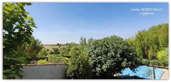 Maison de village avec jardin, piscine et garage — Cœur du Gers