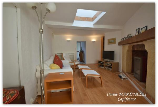 Maison de village avec jardin, piscine et garage — Cœur du Gers