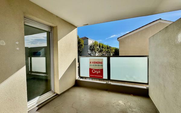 Appartement à vendre    3 pièces •  Istres