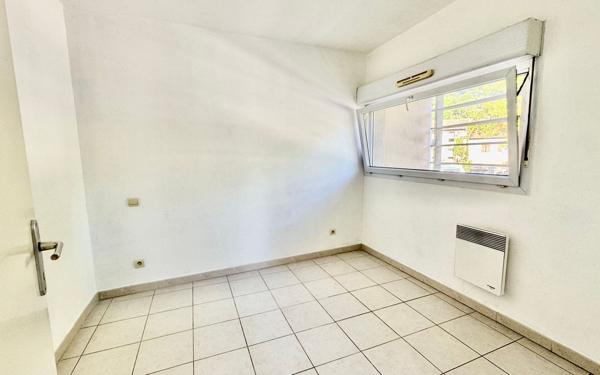 Appartement à vendre    3 pièces •  Istres