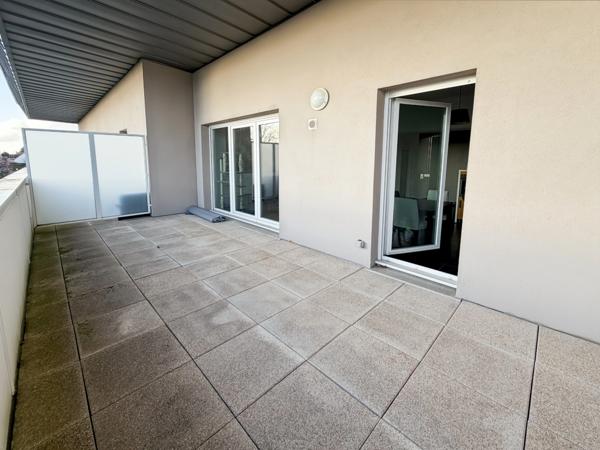 Franqueville Saint Pierre Appartement dernier étage T3 70m2 Terrasse 18 m2 sud