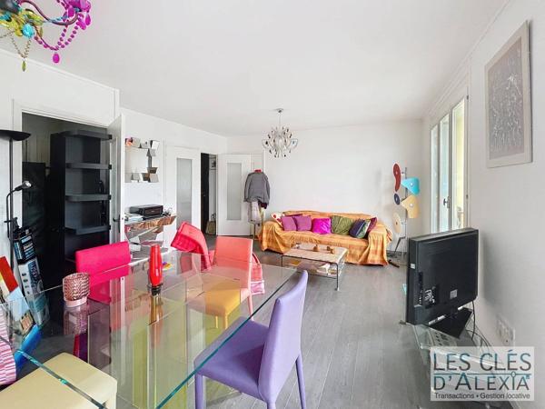 T2BIS BALCON - PARKING - LYON 6ᵉ – BROTTEAUX